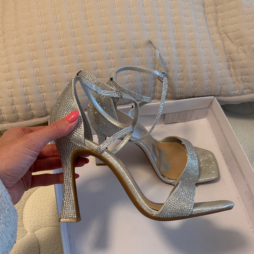 GB Giani Bini Silver Glitter Strappy High Heel Sandals - Women